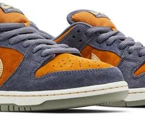 Nike Dunk Low “Dark Curry”